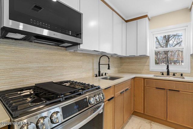 330 Cokes Drive, Toms River, NJ 08753