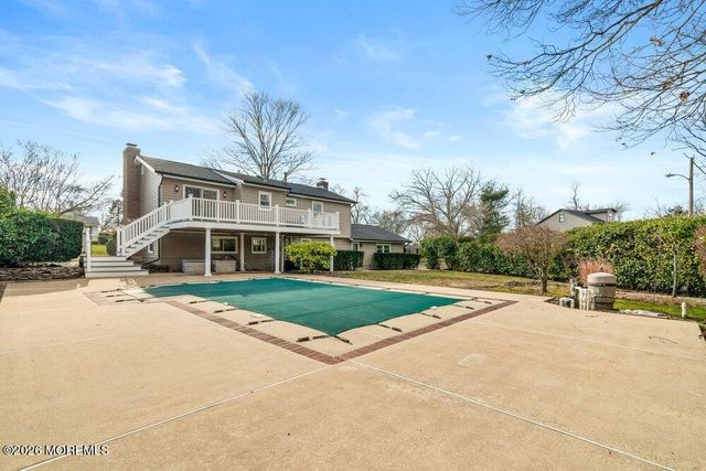 330 Cokes Drive, Toms River, NJ 08753