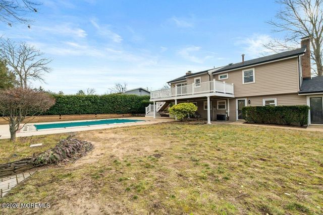 330 Cokes Drive, Toms River, NJ 08753