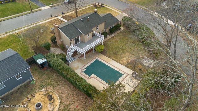 330 Cokes Drive, Toms River, NJ 08753