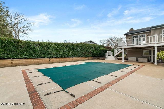 330 Cokes Drive, Toms River, NJ 08753