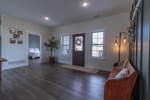 13877 S RANGELINE RD, Ashland, MO 65010