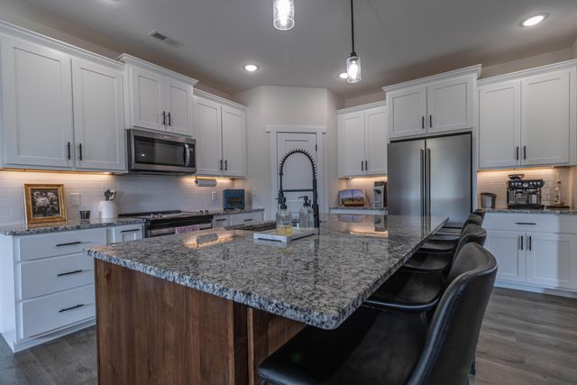 13877 S RANGELINE RD, Ashland, MO 65010