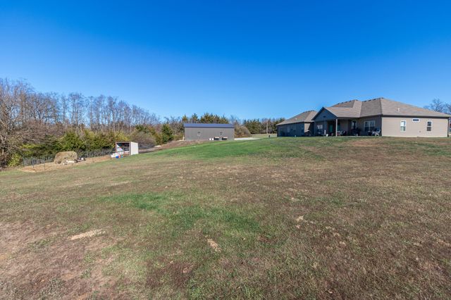 13877 S RANGELINE RD, Ashland, MO 65010