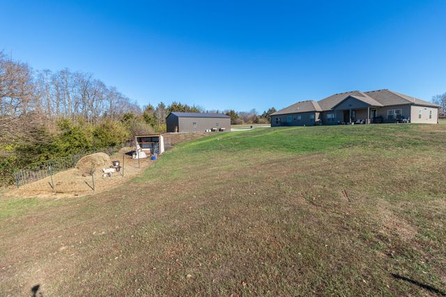 13877 S RANGELINE RD, Ashland, MO 65010