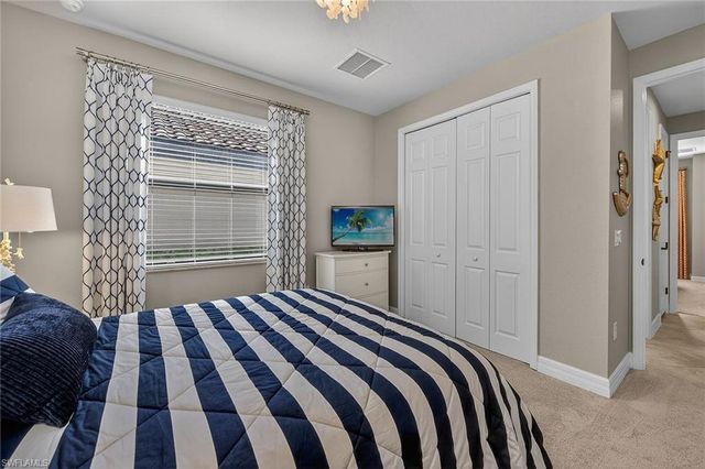 2898 Aviamar CIR, Naples, FL 34114