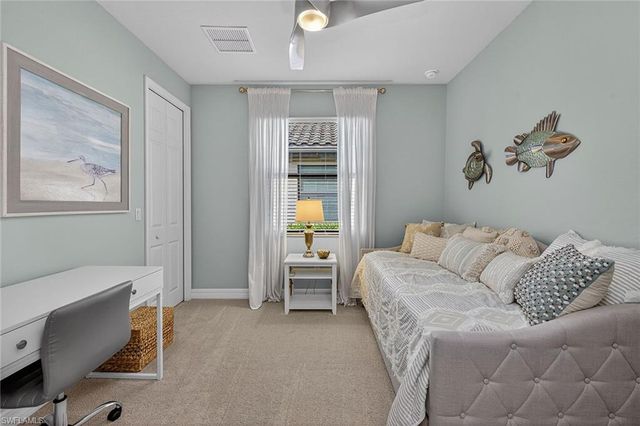 2898 Aviamar CIR, Naples, FL 34114