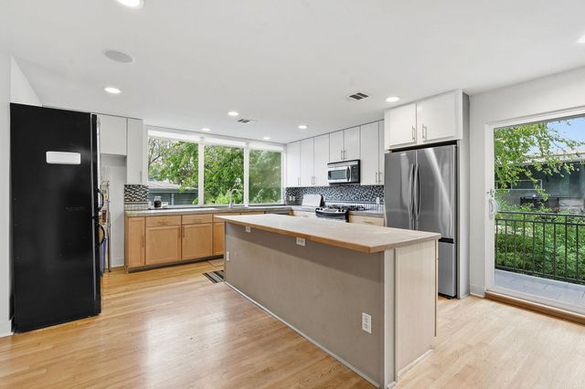 616 W Monroe ST, Austin, TX 78704