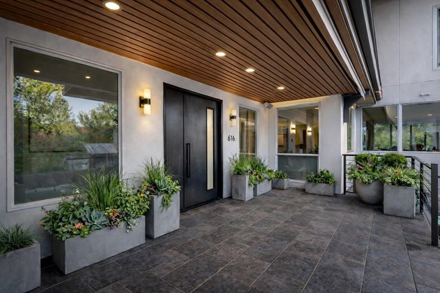 616 W Monroe ST, Austin, TX 78704