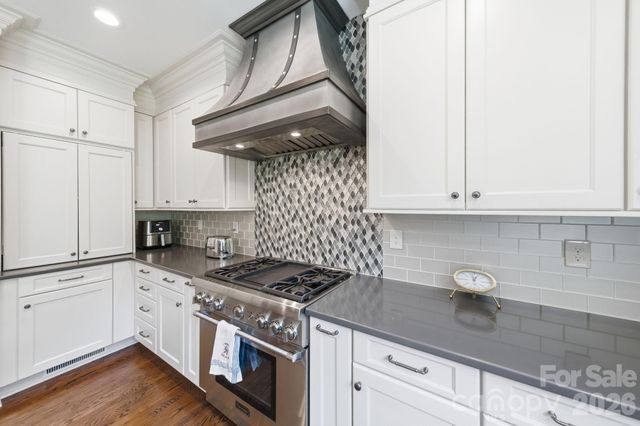 6746 Wynfaire Lane, Charlotte, NC 28210
