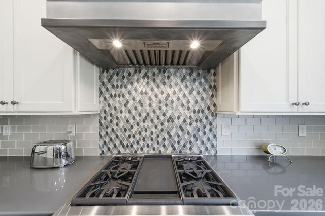 6746 Wynfaire Lane, Charlotte, NC 28210