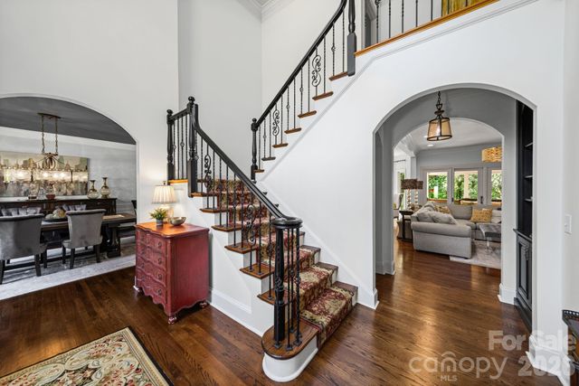 6746 Wynfaire Lane, Charlotte, NC 28210