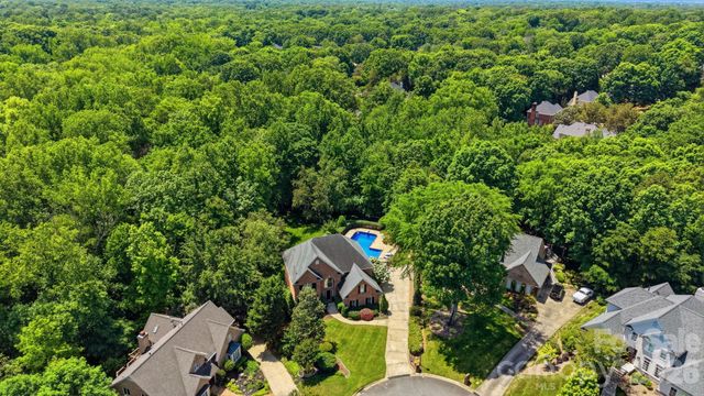 6746 Wynfaire Lane, Charlotte, NC 28210