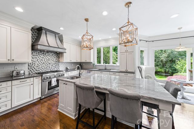 6746 Wynfaire Lane, Charlotte, NC 28210