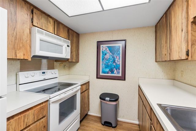 2587 COUNTRYSIDE BOULEVARD 6110, Clearwater, FL 33761