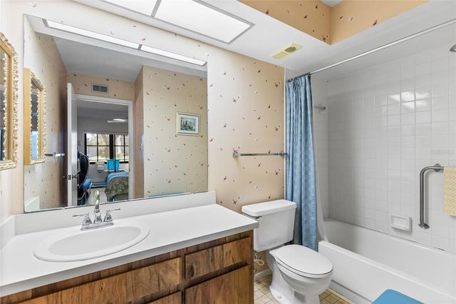 2587 COUNTRYSIDE BOULEVARD 6110, Clearwater, FL 33761