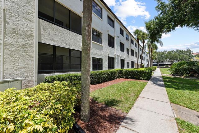 2587 COUNTRYSIDE BOULEVARD 6110, Clearwater, FL 33761