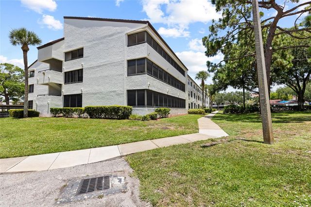 2587 COUNTRYSIDE BOULEVARD 6110, Clearwater, FL 33761