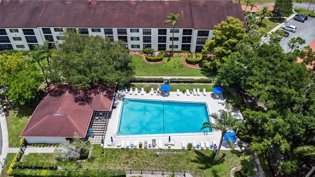 2587 COUNTRYSIDE BOULEVARD 6110, Clearwater, FL 33761