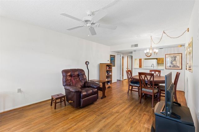 2587 COUNTRYSIDE BOULEVARD 6110, Clearwater, FL 33761