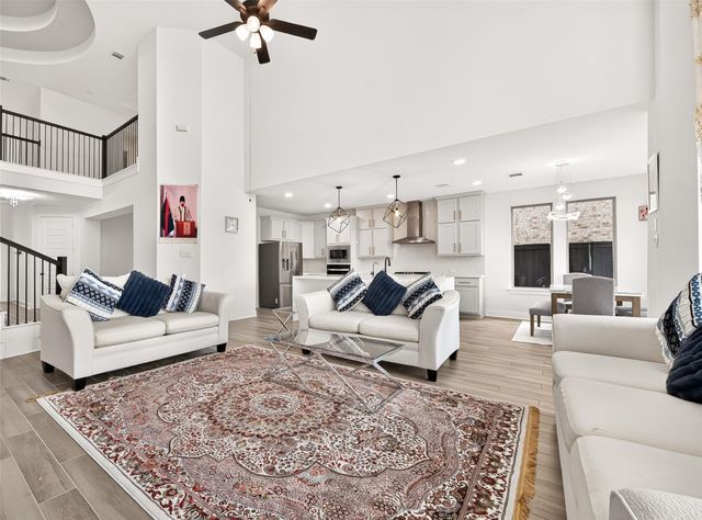 2511 Falling Fig Ln, Richmond, TX 77406