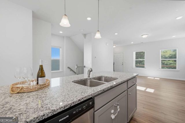 1670 Eagle Drive, Woodstock, GA 30189