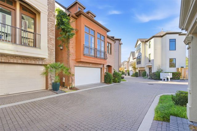 9295 Buffalo Speedway, Houston, TX 77025