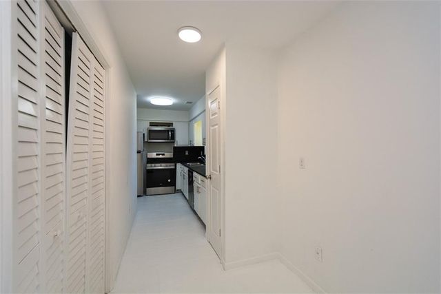 160 Timber Creek Lane SW, Marietta, GA 30060