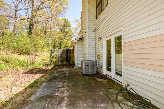 160 Timber Creek Lane SW, Marietta, GA 30060
