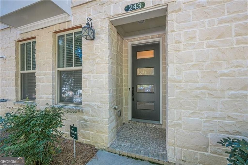 243 Franklin Road, Atlanta, GA 30342