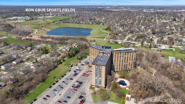 1 Renaissance Place 201, Palatine, IL 60067