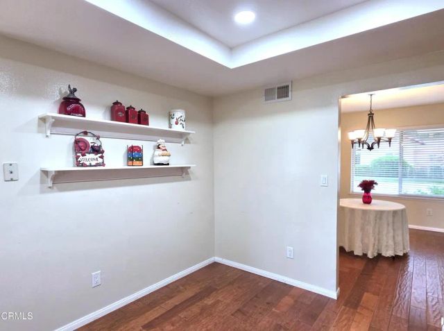 20193 Village 20, Camarillo, CA 93012