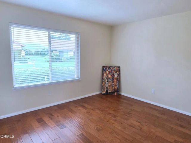 20193 Village 20, Camarillo, CA 93012