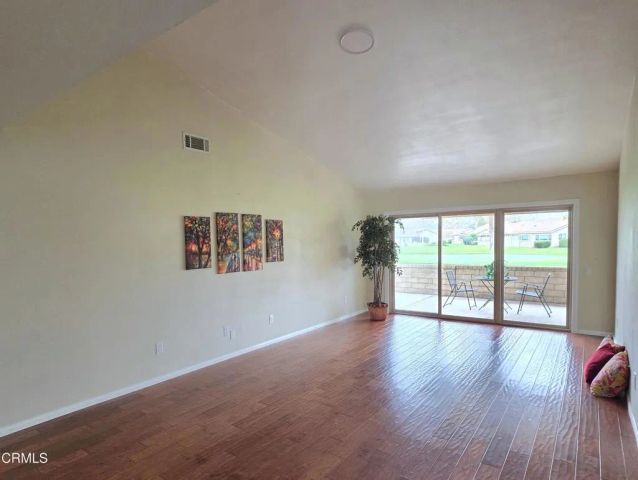 20193 Village 20, Camarillo, CA 93012