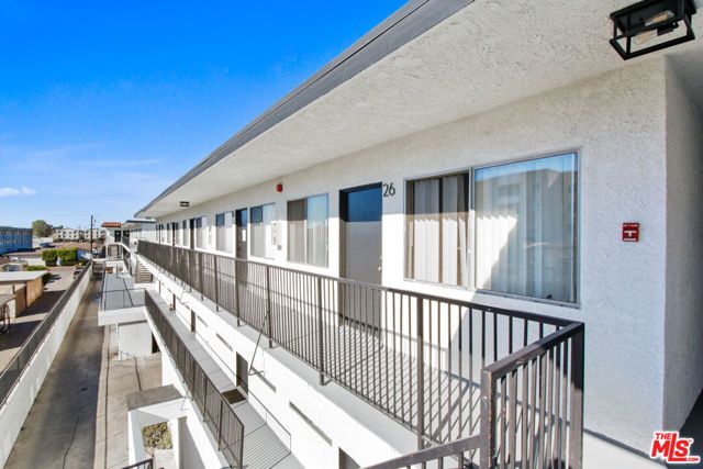 14110 Yukon Avenue, Hawthorne, CA 90250