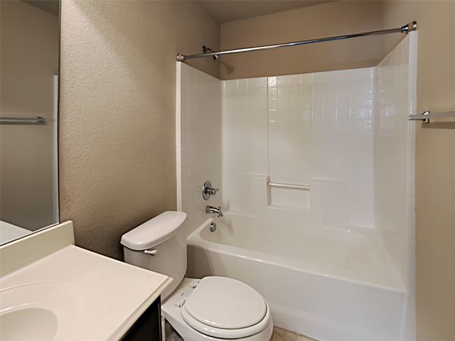 5860 Burgundy Rose Drive, Fort Worth, TX 76123