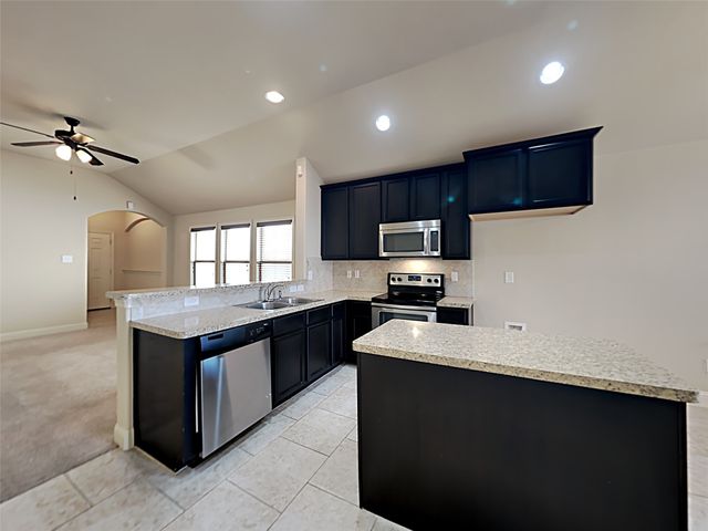 5860 Burgundy Rose Drive, Fort Worth, TX 76123