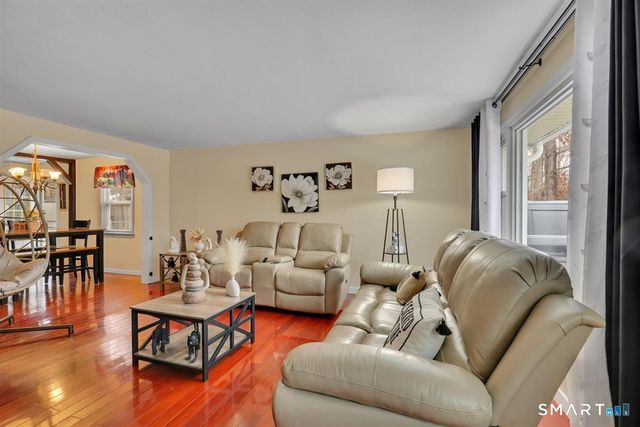 229 Woodhouse Avenue, Wallingford, CT 06492