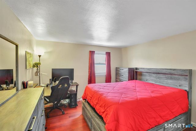 229 Woodhouse Avenue, Wallingford, CT 06492