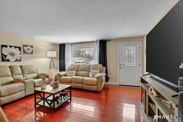 229 Woodhouse Avenue, Wallingford, CT 06492