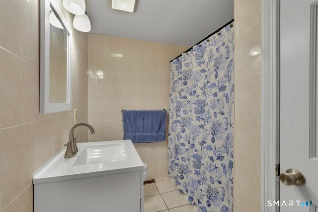 229 Woodhouse Avenue, Wallingford, CT 06492