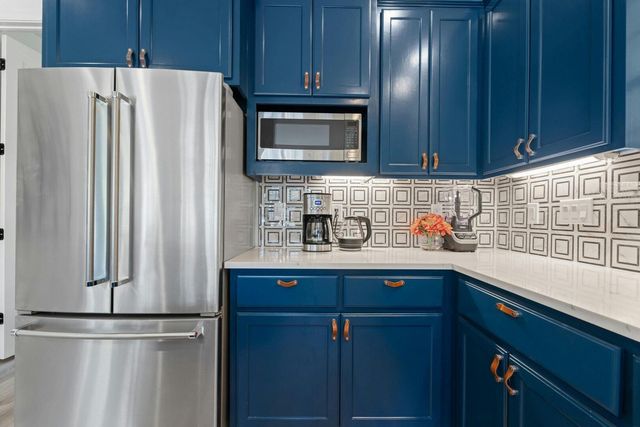 220 Sundance TRL, Dripping Springs, TX 78620