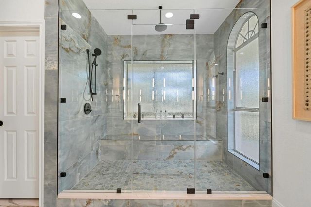 220 Sundance TRL, Dripping Springs, TX 78620