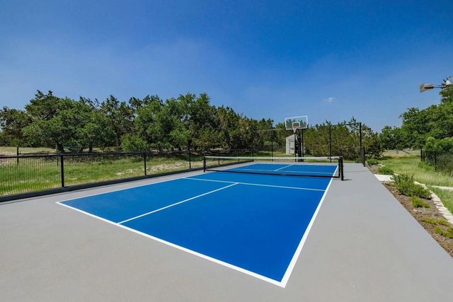 220 Sundance TRL, Dripping Springs, TX 78620