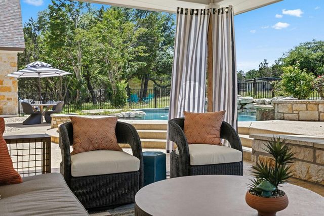 220 Sundance TRL, Dripping Springs, TX 78620