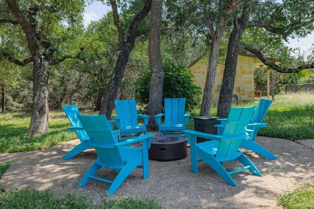 220 Sundance TRL, Dripping Springs, TX 78620