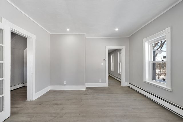 29 Bradstreet Ave, Haverhill, MA 01835