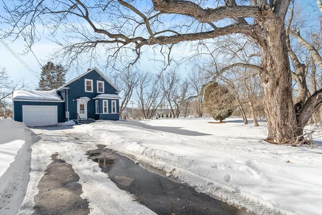 29 Bradstreet Ave, Haverhill, MA 01835