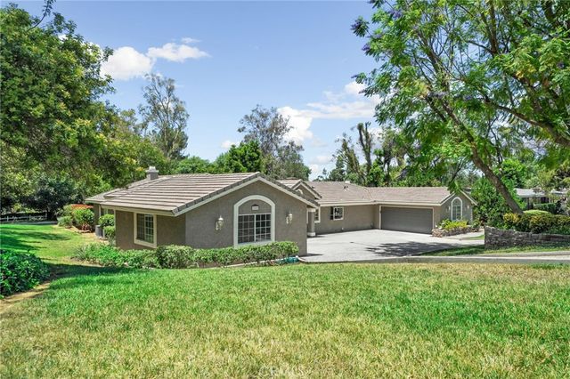 7455 Jola Drive, Riverside, CA 92506