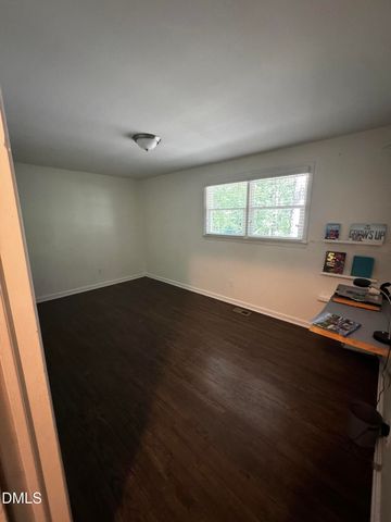 303 Hickory Drive, Chapel Hill, NC 27517